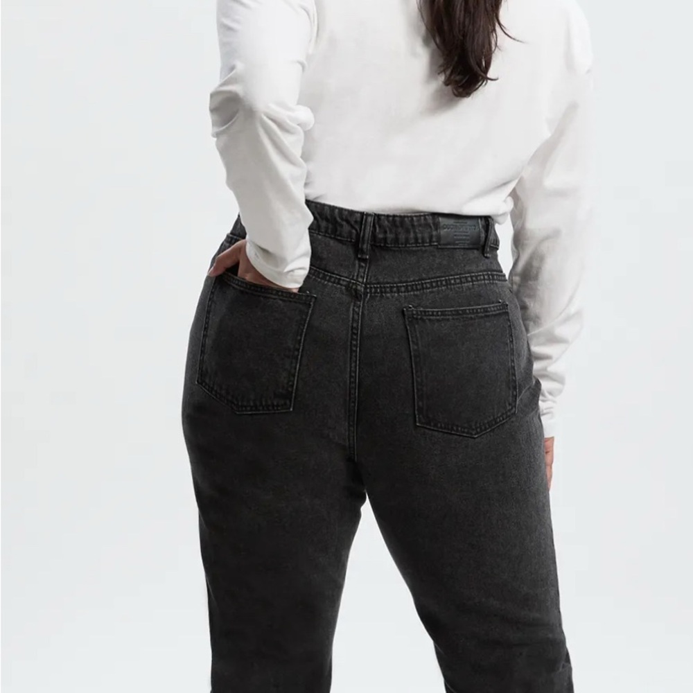 Boohoo High Rise Jeans - Picture 2 of 7